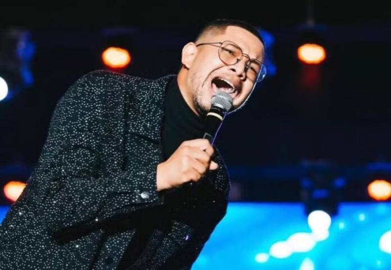 Cantor gospel Pedro Henrique infarta e morre em show