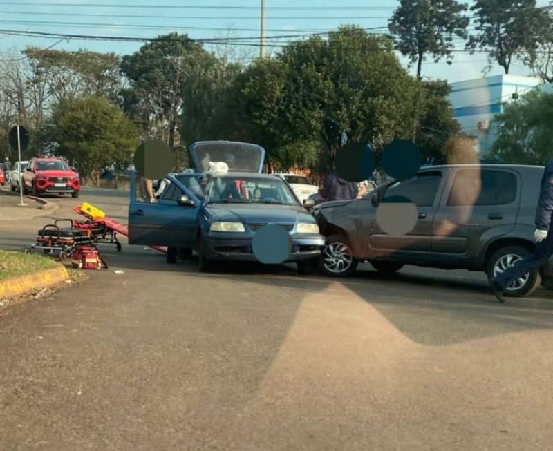 Acidente deixa uma pessoa ferida na manhã desta sexta-feira (26), em Santo Ângelo