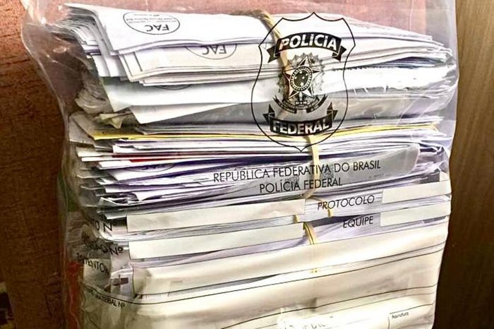 Funcionário dos Correios é preso em flagrante por suspeita de desviar correspondências em Santa Maria