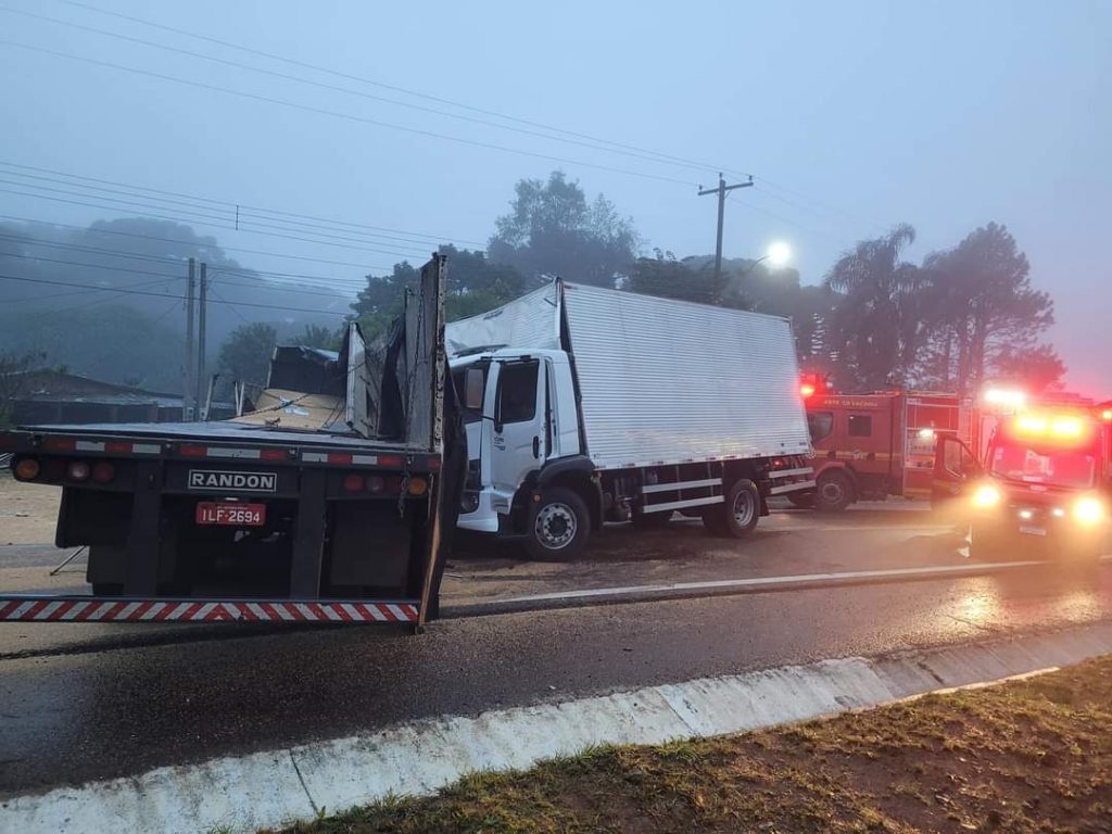 Acidente envolvendo três veículos deixa um morto na BR 285 em Muitos Capões