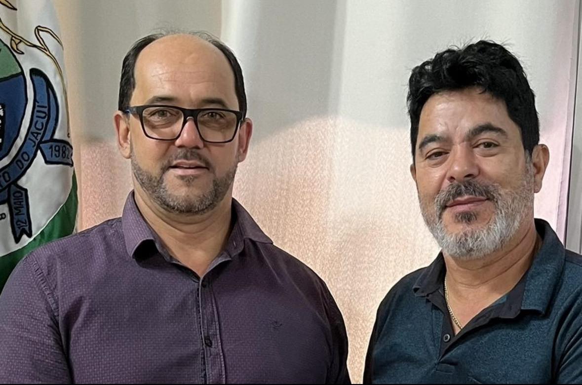 Prefeito tem mandato cassado por abuso de poder político