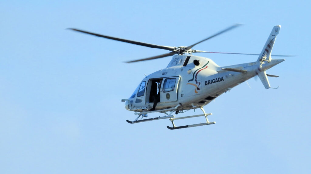 Mulher morre após cabo se romper durante salvamento no Rio Taquari; policial ficou ferido